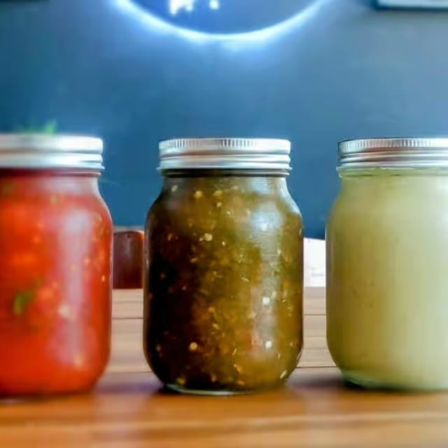 Fresh Made Salsa 16 oz.